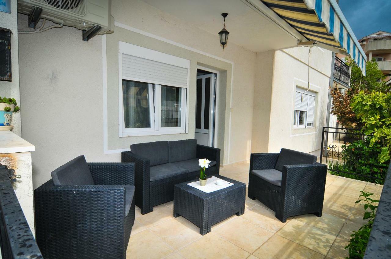 Apartments Pean Tivat Exterior foto