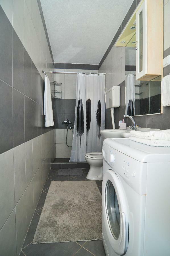 Apartments Pean Tivat Exterior foto